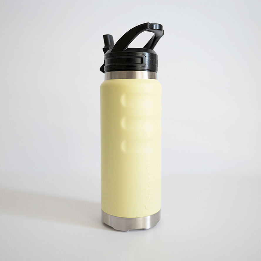 Fridgy 780ml Grip Range Bottle in Yellow Spritz – Triple-wall insulated stainless steel water bottle with an ergonomic grip, designed for all-day hydration.