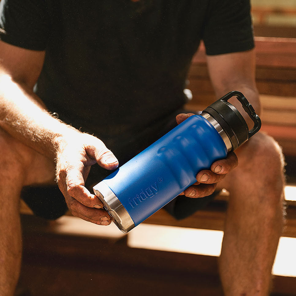 Fridgy 780ml Grip Range in Regal Blue