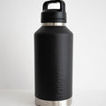 Fridgy All-Dayer Bottle in Black – Double-wall vacuum insulated stainless steel water bottle designed for all-day hydration and durability.
