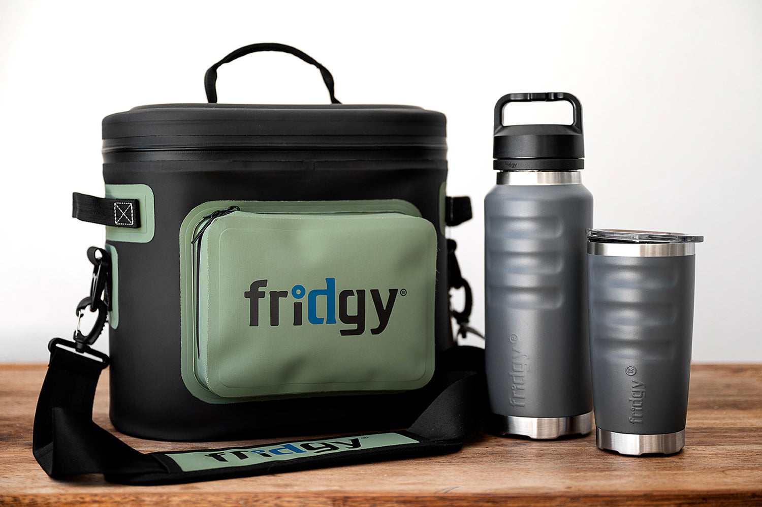 Fridgy Apprentice Pack – Featuring an 8L Cribmate Cooler, 1080ml Grip Range Bottle, and 600ml Tumbler, designed for tradies to stay hydrated, fuelled, and ready for the job site.