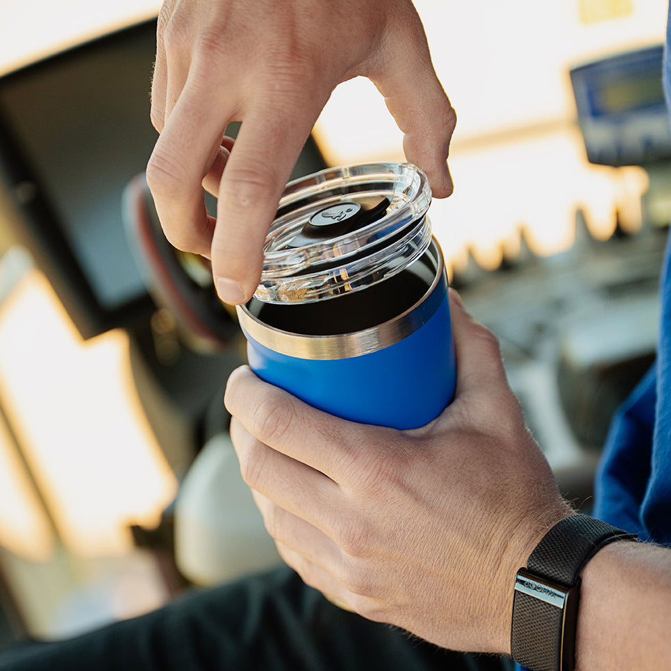 Fridgy 600ml Tumbler Grip Range in Regal Blue
